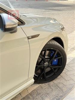 فولكسفاغن جولف R